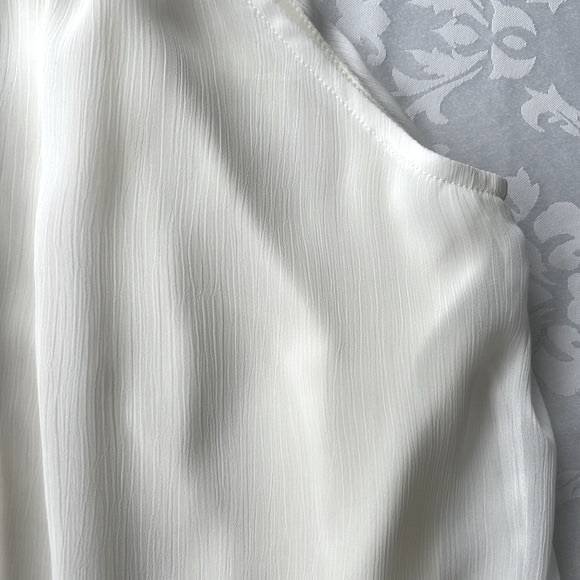 Inois size M Halter Blouse - Picture 9 of 16